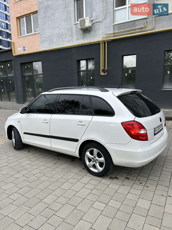 Универсал Skoda Fabia 2010 в Ивано-Франковске