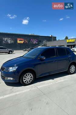 Хэтчбек Skoda Fabia 2016 в Киеве