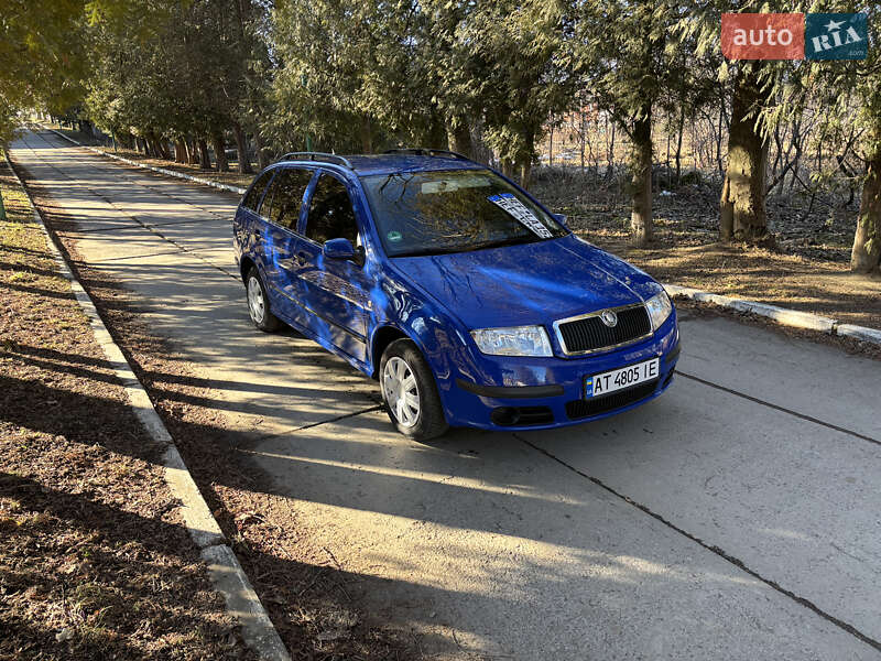 Универсал Skoda Fabia 2006 в Надворной