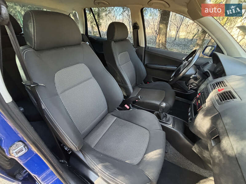 Универсал Skoda Fabia 2006 в Надворной