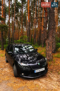 Хэтчбек Skoda Fabia 2011 в 
