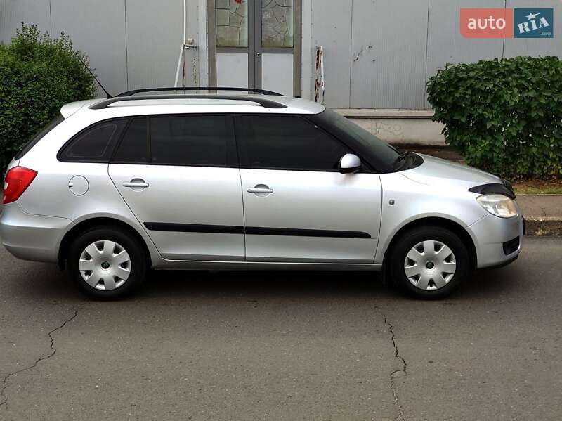 Универсал Skoda Fabia 2008 в Кривом Роге
