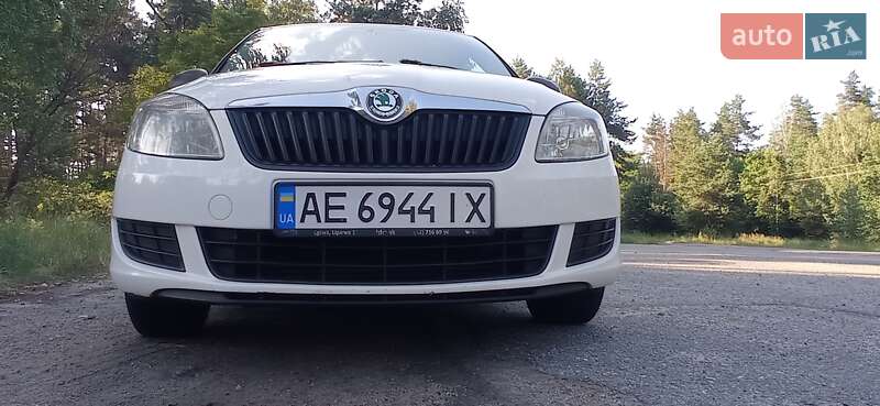 Хэтчбек Skoda Fabia 2012 в Фастове