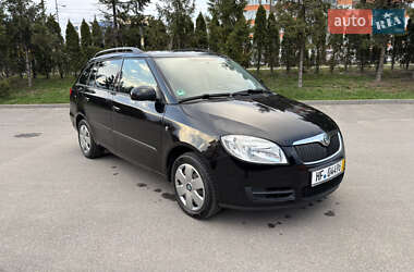 Універсал Skoda Fabia 2008 в Тернополі