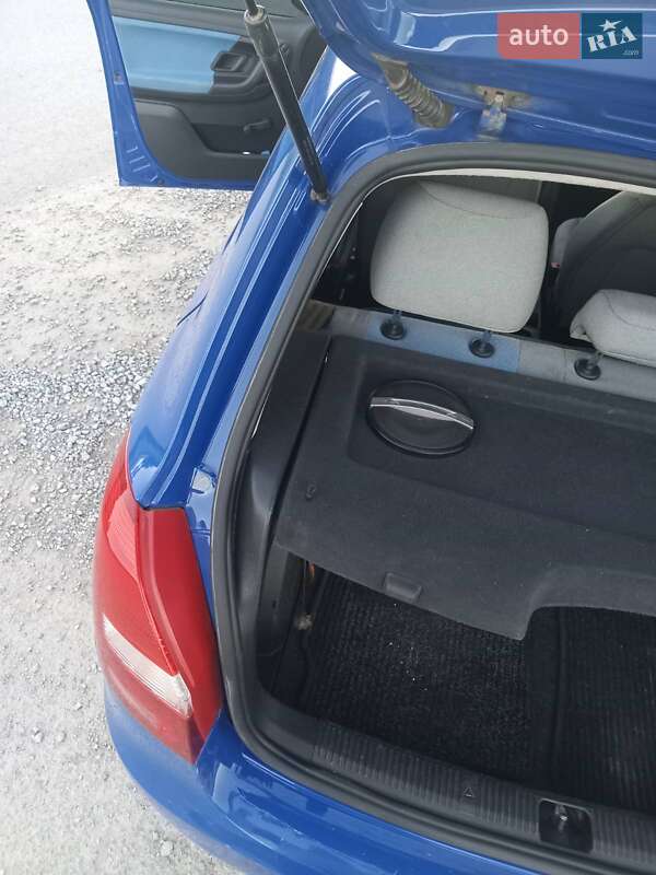 Хэтчбек Skoda Fabia 2008 в Подгайцах