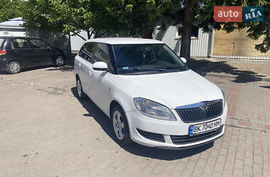 Универсал Skoda Fabia 2014 в Ровно