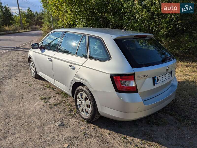 Універсал Skoda Fabia 2015 в Івано-Франківську