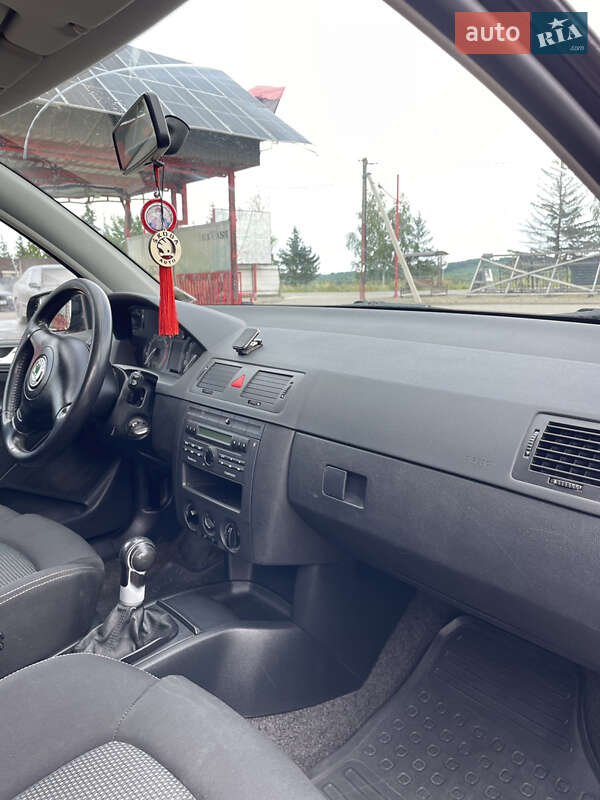 Универсал Skoda Fabia 2005 в Отынии