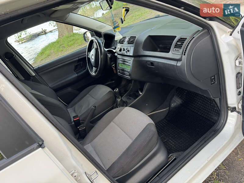 Универсал Skoda Fabia 2014 в Умани