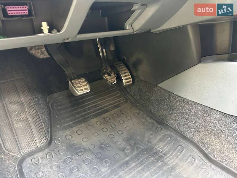 Универсал Skoda Fabia 2003 в Киеве