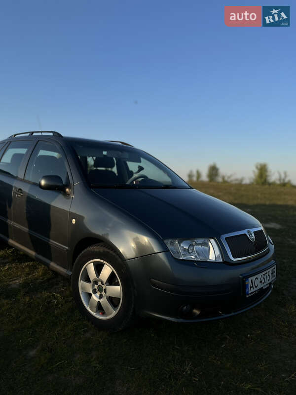 Универсал Skoda Fabia 2005 в Нововолынске