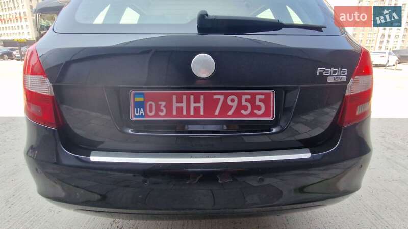 Универсал Skoda Fabia 2009 в Ирпене