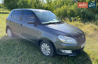 Хэтчбек Skoda Fabia 2010 в Ровно