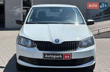 Хэтчбек Skoda Fabia 2017 в 