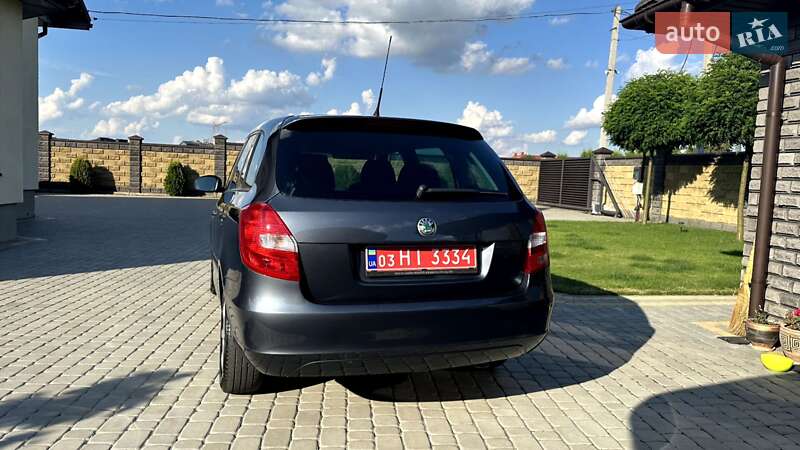 Универсал Skoda Fabia 2010 в Луцке