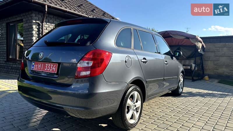 Универсал Skoda Fabia 2010 в Луцке