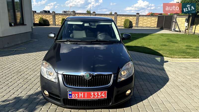 Универсал Skoda Fabia 2010 в Луцке