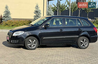Универсал Skoda Fabia 2010 в 