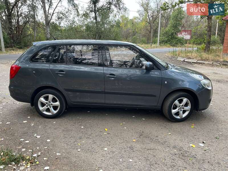 Универсал Skoda Fabia 2008 в Запорожье