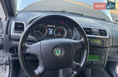 Хэтчбек Skoda Fabia 2009 в 