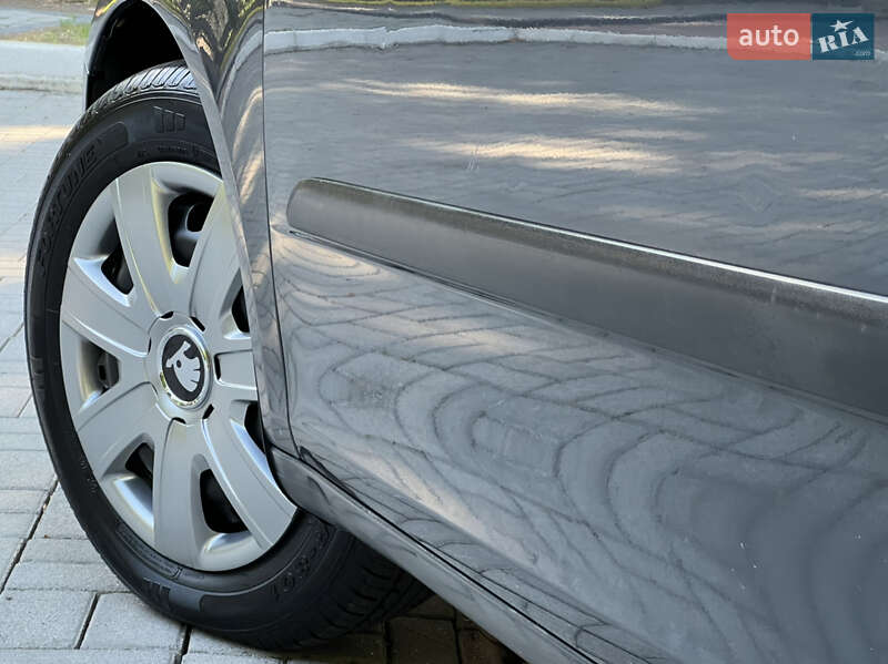 Універсал Skoda Fabia 2009 в Трускавці