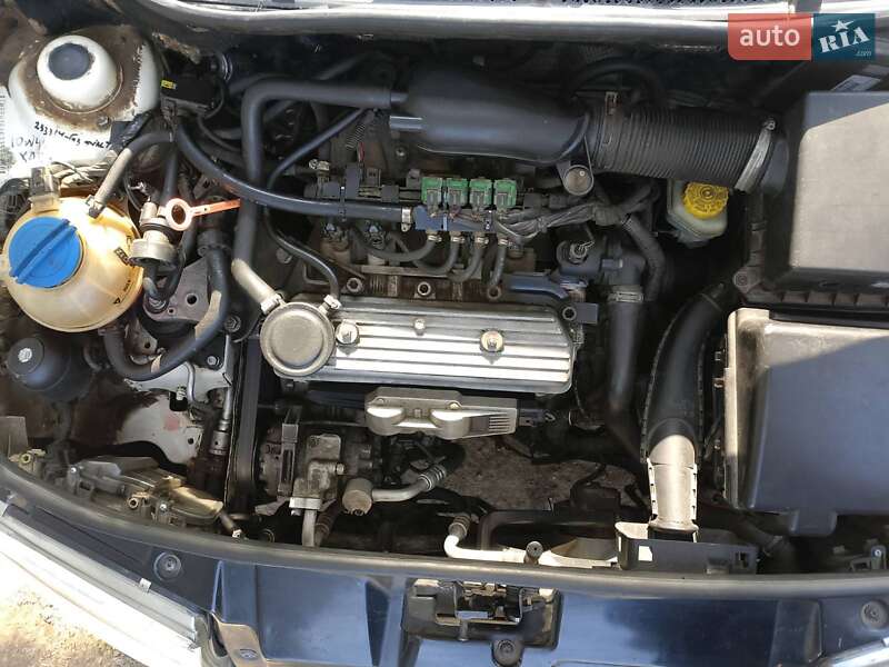 Хетчбек Skoda Fabia 2002 в Бородянці