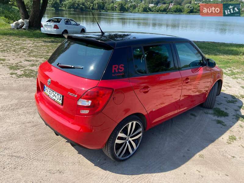 Хетчбек Skoda Fabia 2010 в Харкові