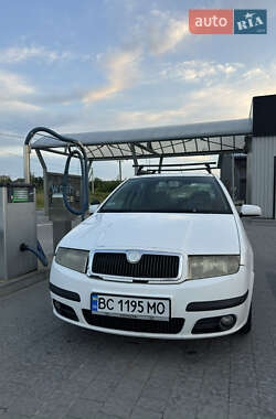 Седан Skoda Fabia 2006 в Буську