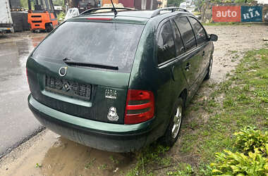 Универсал Skoda Fabia 2001 в Делятине
