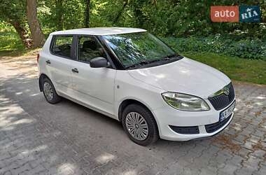 Хэтчбек Skoda Fabia 2011 в Киеве