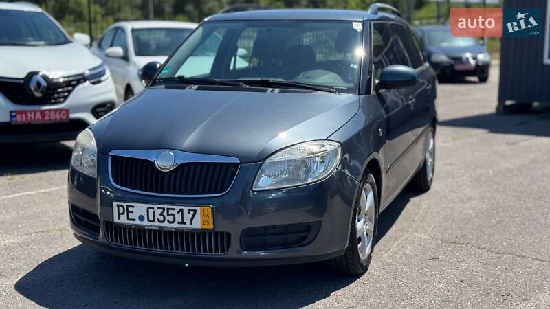 Универсал Skoda Fabia 2009 в Полтаве