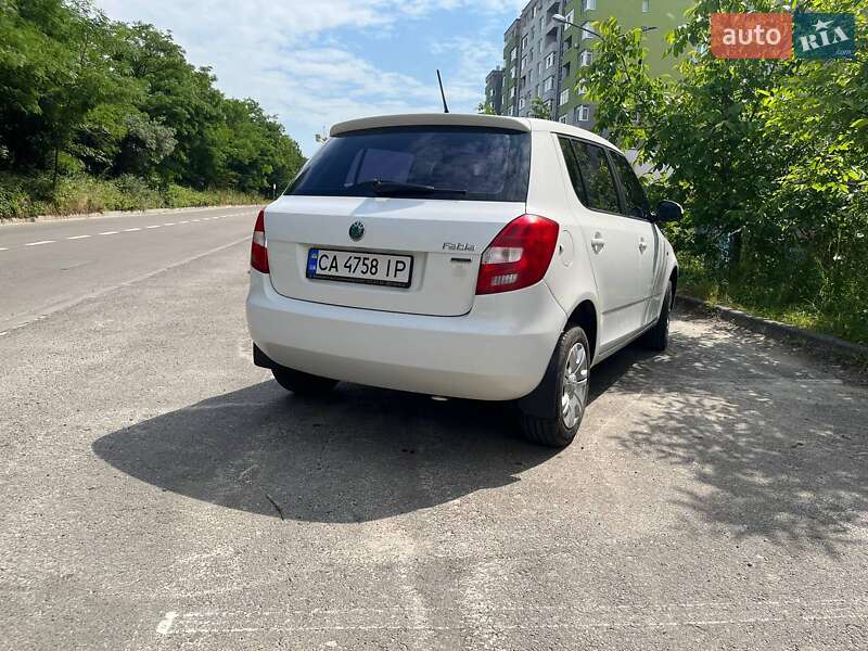 Хетчбек Skoda Fabia 2012 в Львові