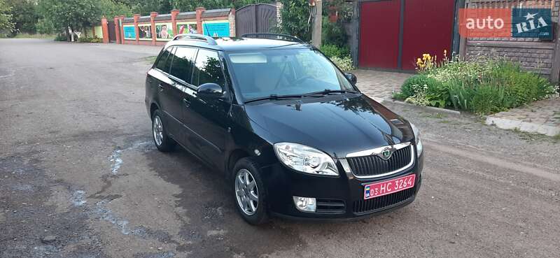 Универсал Skoda Fabia 2010 в Чернигове