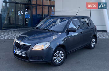Хэтчбек Skoda Fabia 2008 в 