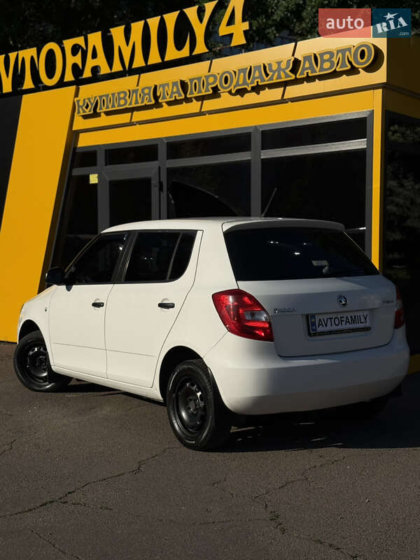 Хэтчбек Skoda Fabia 2013 в Киеве