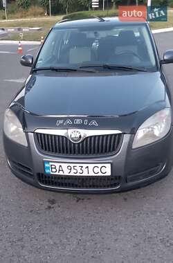 Хетчбек Skoda Fabia 2010 в Умані