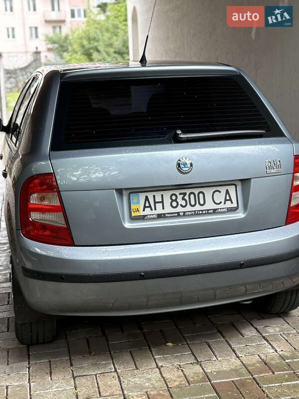 Хэтчбек Skoda Fabia 2004 в Стрые