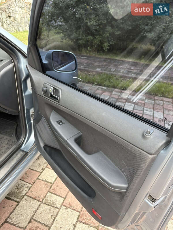 Хэтчбек Skoda Fabia 2004 в Стрые