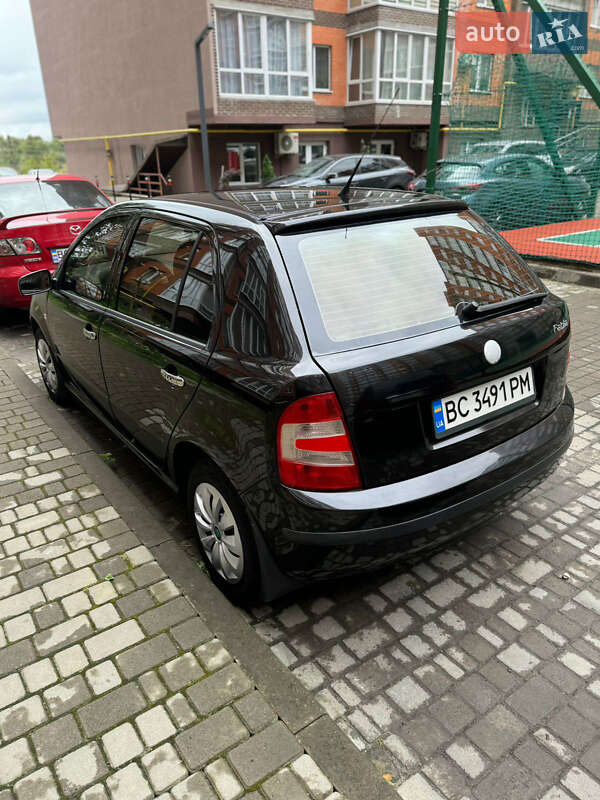 Хэтчбек Skoda Fabia 2007 в Львове
