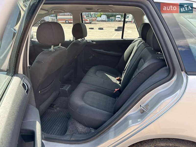 Універсал Skoda Fabia 2004 в Луцьку