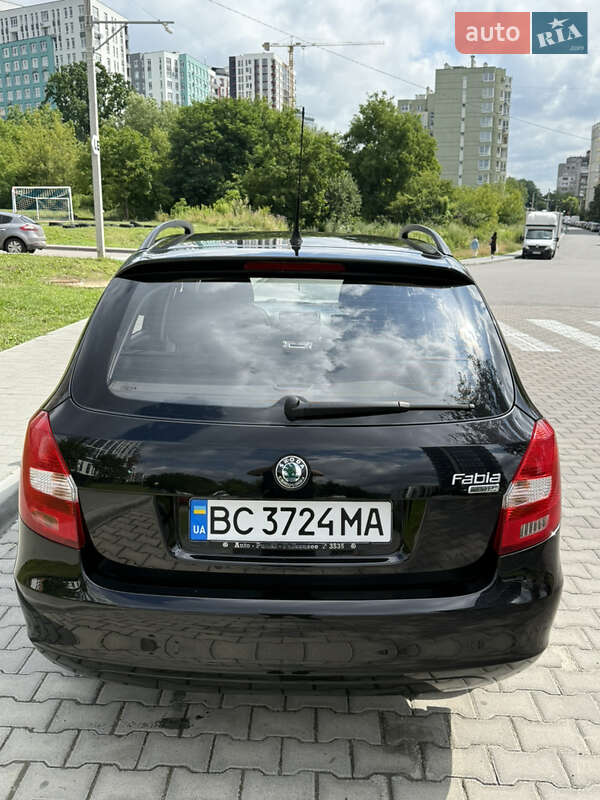 Универсал Skoda Fabia 2009 в Львове