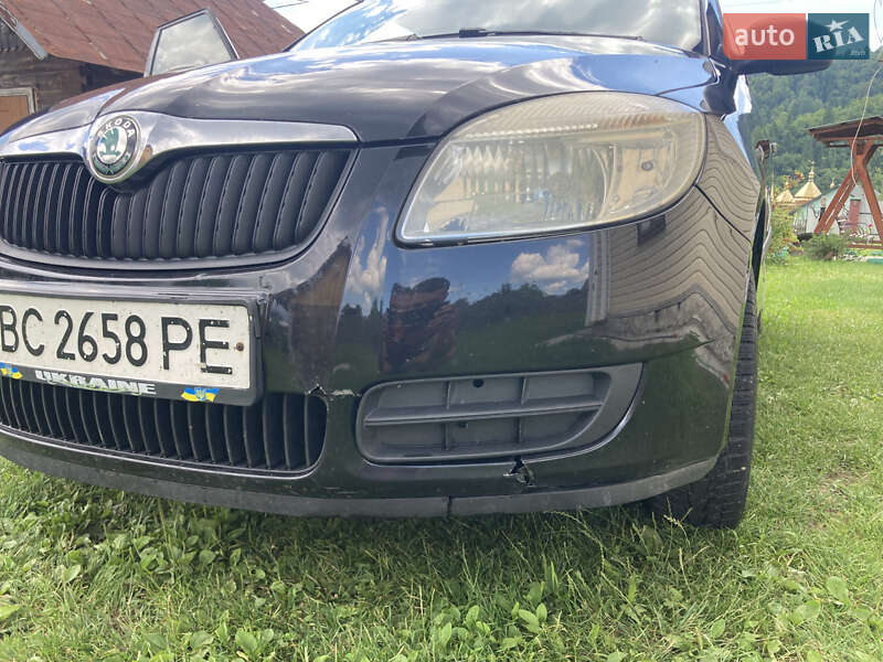 Хэтчбек Skoda Fabia 2009 в Славском
