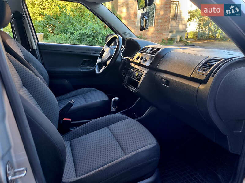 Універсал Skoda Fabia 2013 в Компаніївці