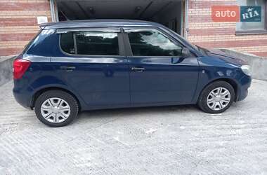 Хэтчбек Skoda Fabia 2010 в Киеве