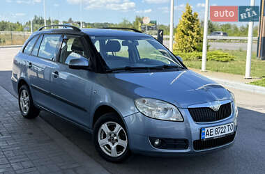 Универсал Skoda Fabia 2008 в Днепре