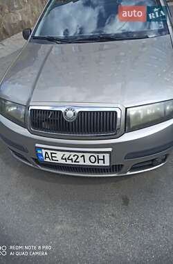 Седан Skoda Fabia 2006 в Днепре