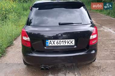 Хэтчбек Skoda Fabia 2009 в 