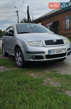 Хэтчбек Skoda Fabia 2006 в Городне