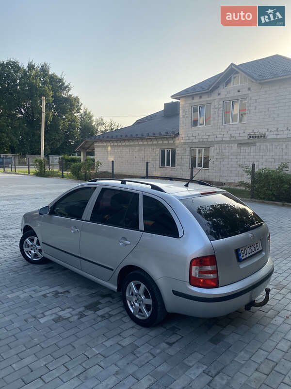 Универсал Skoda Fabia 2006 в Борщеве