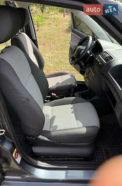 Универсал Skoda Fabia 2010 в 
